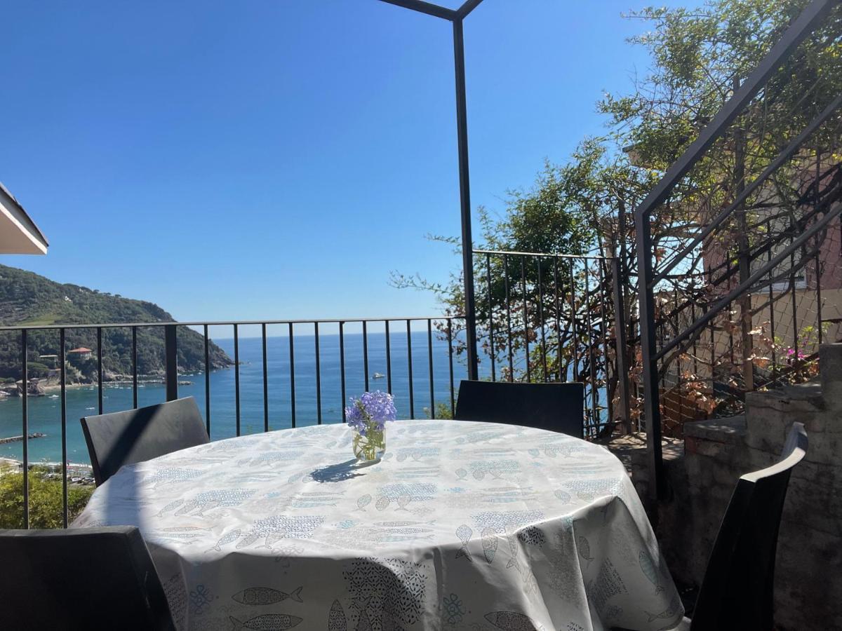 Ocean View Flat With Wi-Fi, Ac And Elevator To Town Apartment Levanto Exterior photo
